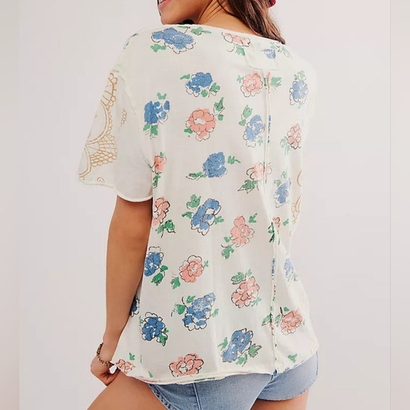 "Nina", "Boheme" Floral combo tee" By "We the free, By Free People" 🦋 - Picture 16 of 16